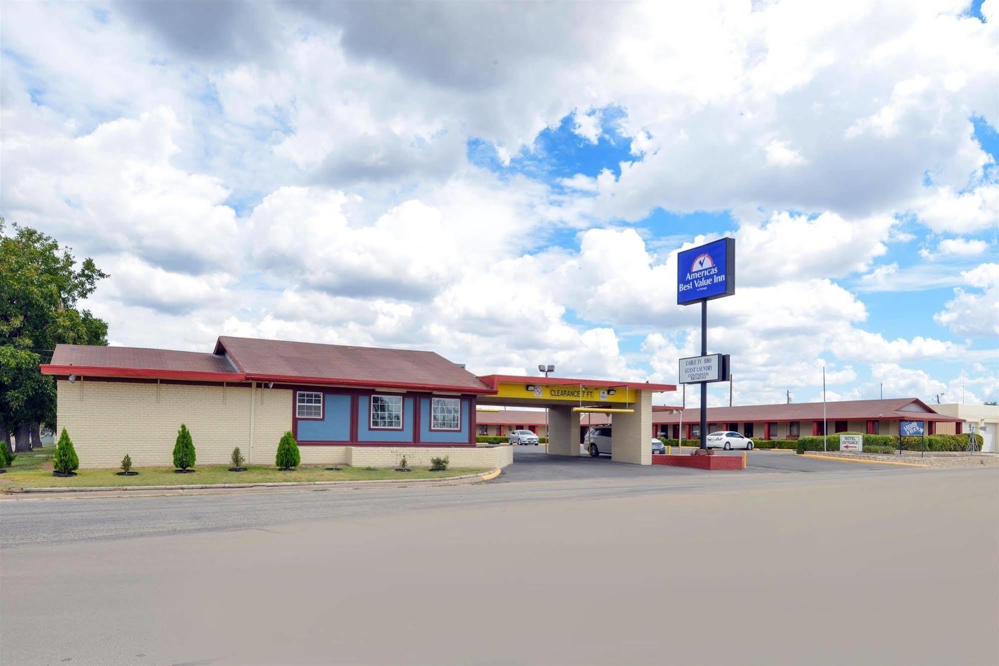 Americas Best Value Inn Ozona Exterior photo